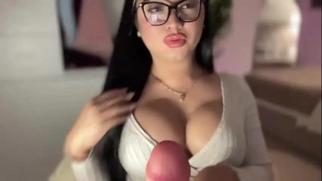 Image 11 of foxyluscious Stream on Chaturbate on 1 month ago
