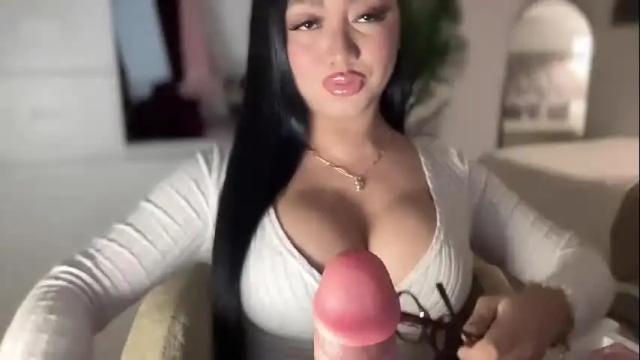 Image 12 of foxyluscious Stream on Chaturbate on 1 month ago