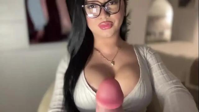 Image 2 of foxyluscious Stream on Chaturbate on 10 days ago