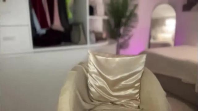 Thumbnail 1, foxyluscious's Stream at Chaturbate, 1 month ago