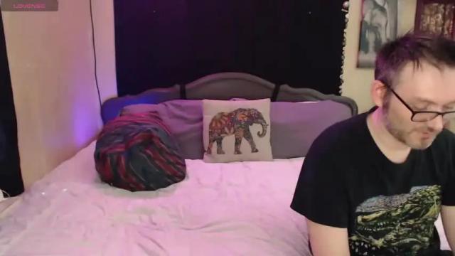 Image 4 of foxymalloryknoxy69 Stream on Chaturbate on 14 months ago