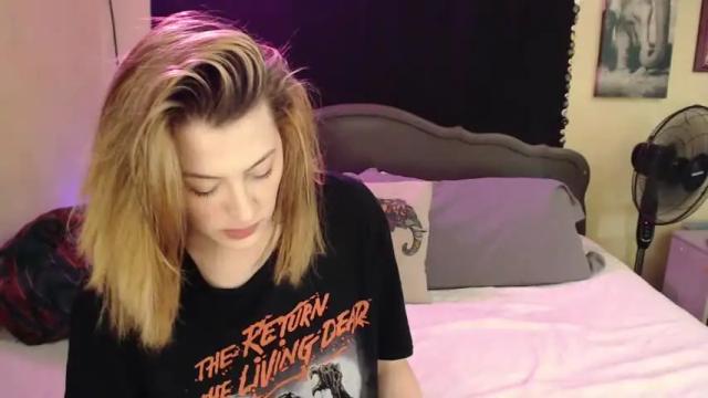 Thumbnail 1, foxymalloryknoxy69's Stream at Chaturbate, 14 months ago
