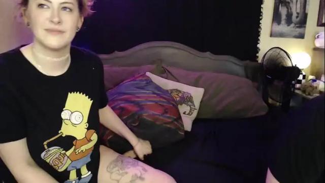 Image 12 of foxymalloryknoxy69 Stream on Chaturbate on 22 days ago
