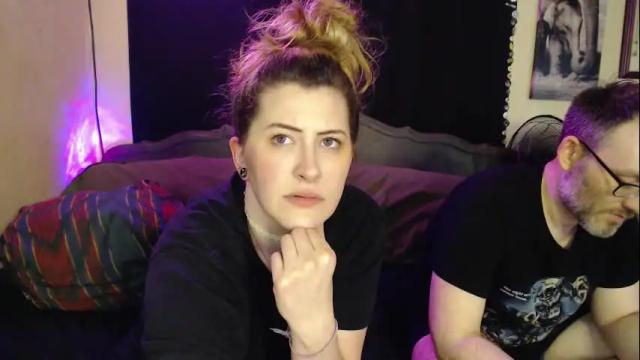 Image 4 of foxymalloryknoxy69 Stream on Chaturbate on 17 days ago