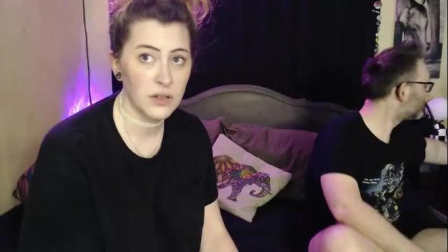 Image 7 of foxymalloryknoxy69 Stream on Chaturbate on 17 days ago
