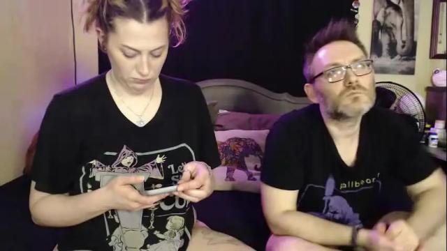 Image 4 of foxymalloryknoxy69 Stream on Chaturbate on 15 days ago