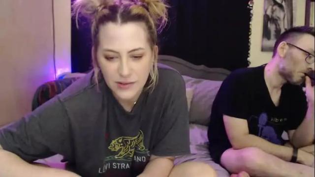 Thumbnail 3, foxymalloryknoxy69's Stream at Chaturbate, 2 months ago