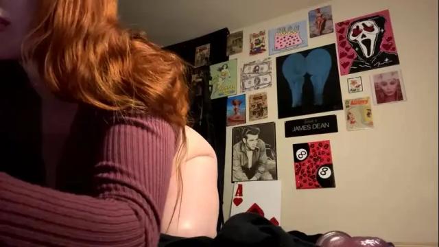 Image 10 of foxyredddd Stream on Chaturbate on 15 days ago