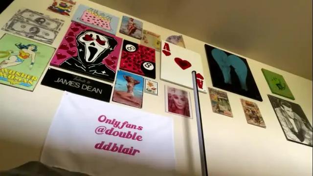 Image 8 of foxyredddd Stream on Chaturbate on 3 months ago