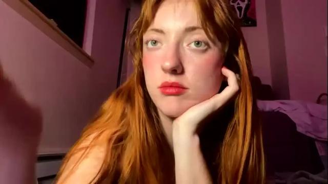Image 2 of foxyredddd Stream on Chaturbate on 2 months ago