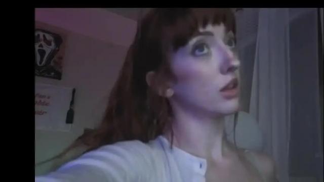 Image 7 of foxyredddd Stream on Chaturbate on 1 month ago