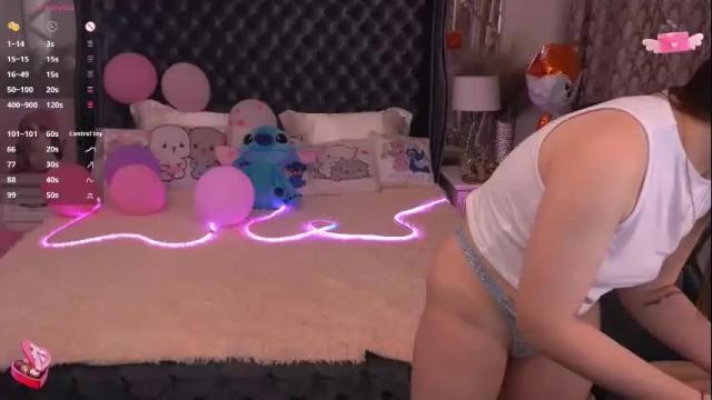 Image 8 of foxyshyyy Stream on Chaturbate on 21 days ago