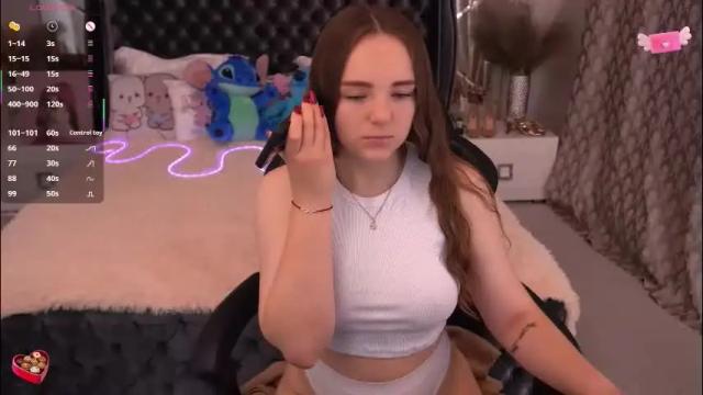 Thumbnail 1, foxyshyyy's Stream at Chaturbate, 1 month ago