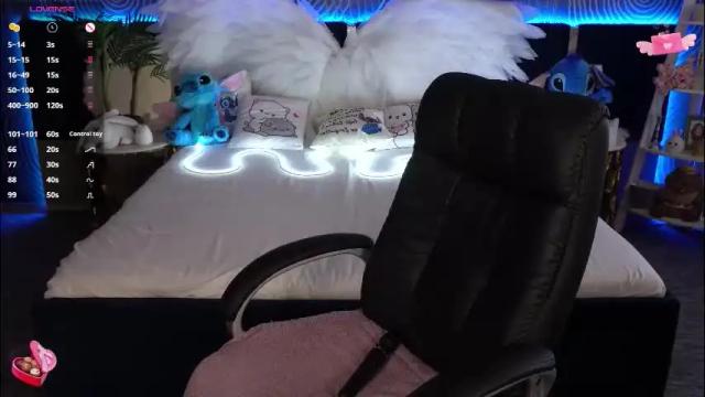 Image 4 of foxyshyyy Stream on Chaturbate on 6 days ago