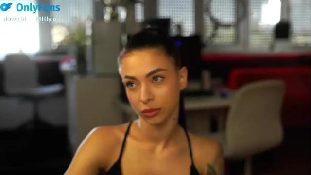 Image 3 of framefemme Stream on Chaturbate on 3 months ago