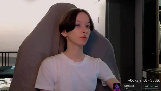 Image 6 of fran_bow Stream on Chaturbate on 20 months ago