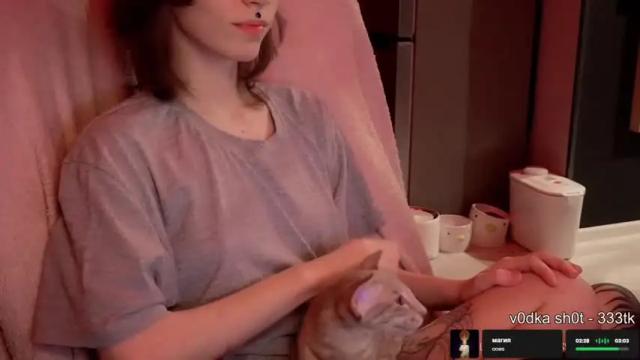 Image 10 of fran_bow Stream on Chaturbate on 19 months ago