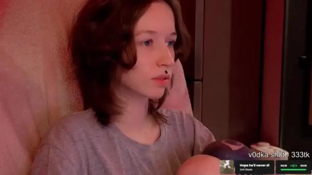 Image 2 of fran_bow Stream on Chaturbate on 19 months ago