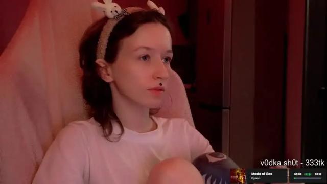 Image 7 of fran_bow Stream on Chaturbate on 19 months ago