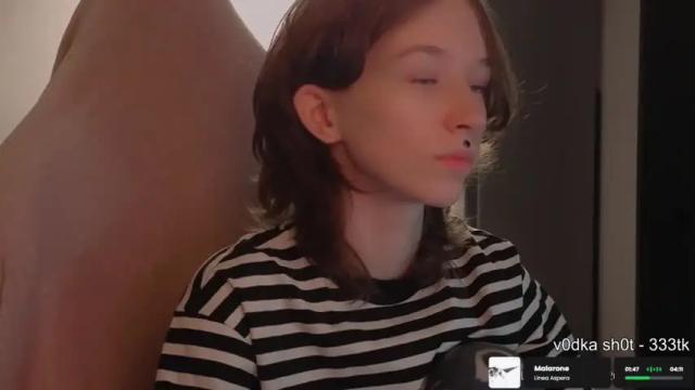 Image 3 of fran_bow Stream on Chaturbate on 19 months ago