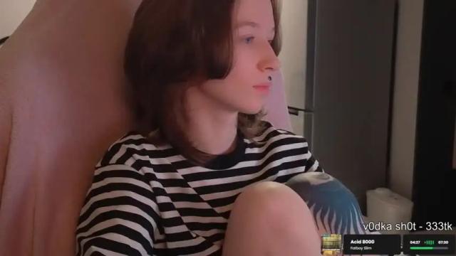 Image 8 of fran_bow Stream on Chaturbate on 19 months ago