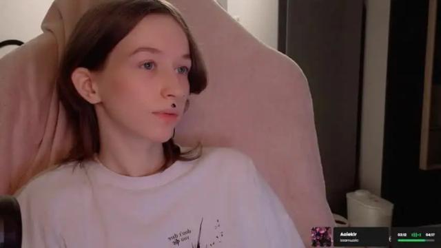 Image 10 of fran_bow Stream on Chaturbate on 18 months ago