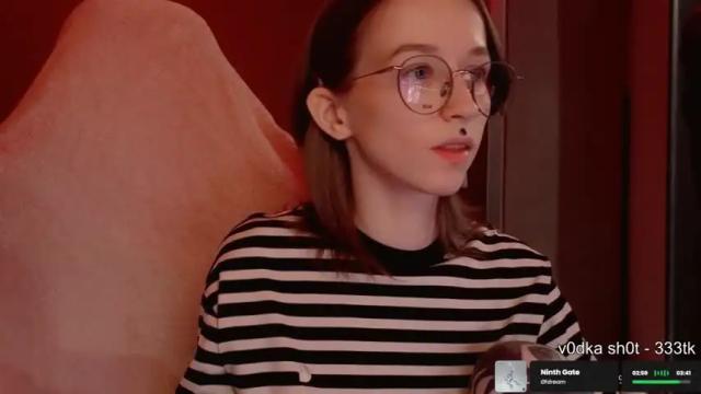 Image 11 of fran_bow Stream on Chaturbate on 18 months ago