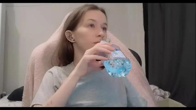Image 7 of fran_bow Stream on Chaturbate on 5 months ago