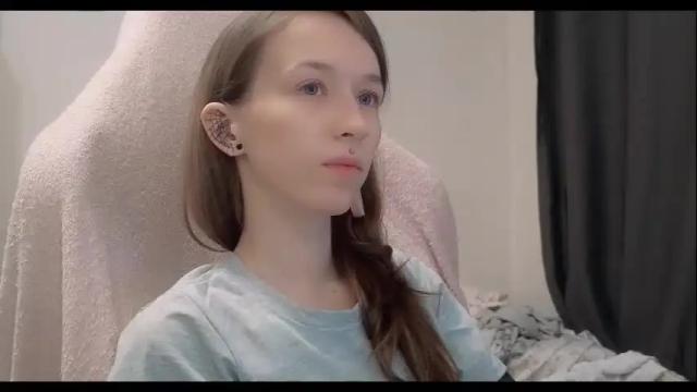 Image 4 of fran_bow Stream on Chaturbate on 5 months ago