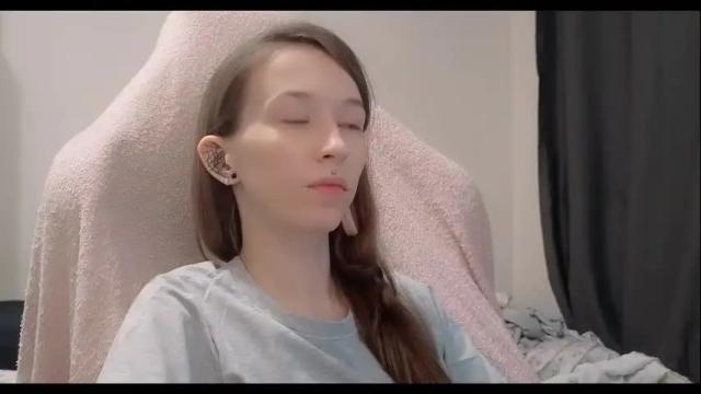 Image 6 of fran_bow Stream on Chaturbate on 5 months ago