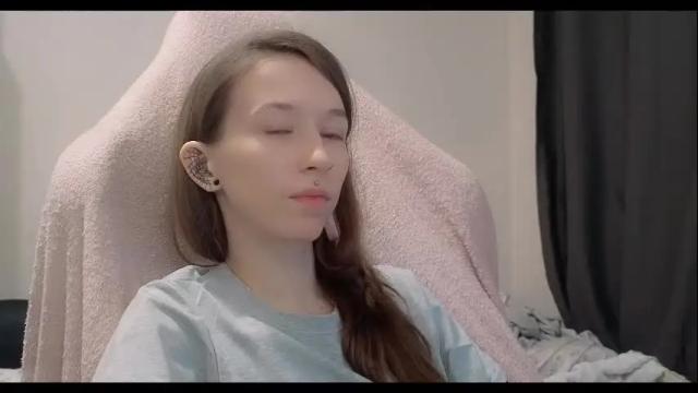 Image 7 of fran_bow Stream on Chaturbate on 5 months ago