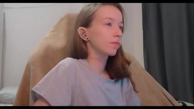 Image 3 of fran_bow Stream on Chaturbate on 4 months ago