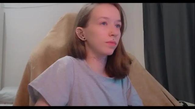 Image 4 of fran_bow Stream on Chaturbate on 4 months ago