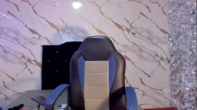 Image 7 of fran_dess Stream on Chaturbate on 24 days ago