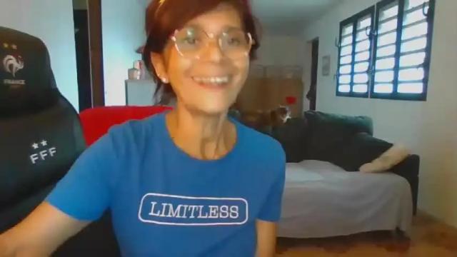 Image 3 of francelune Stream on Chaturbate on 14 months ago