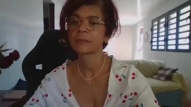Image 3 of francelune Stream on Chaturbate on 13 months ago
