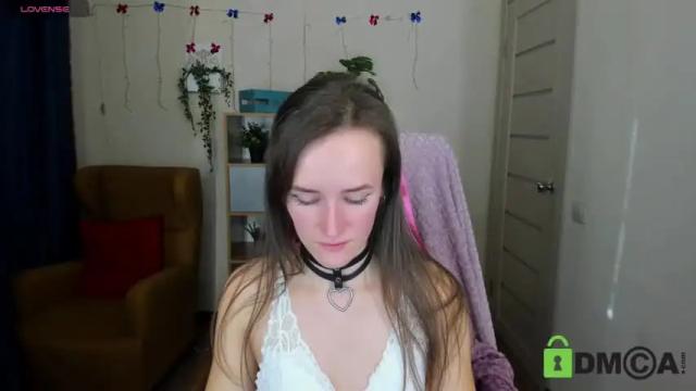 Image 2 of francescacollins Stream on Chaturbate on 12 months ago