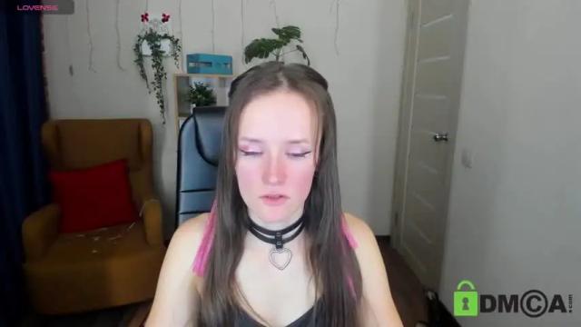 Image 3 of francescacollins Stream on Chaturbate on 12 months ago