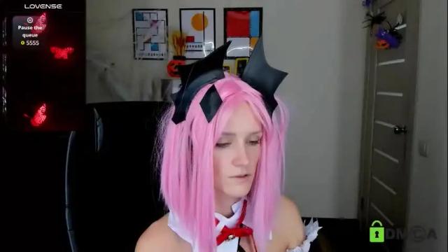 Image 3 of francescacollins Stream on Chaturbate on 6 days ago