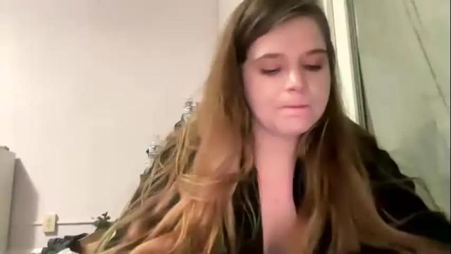 Image 2 of francescafey Stream on Chaturbate on 14 days ago