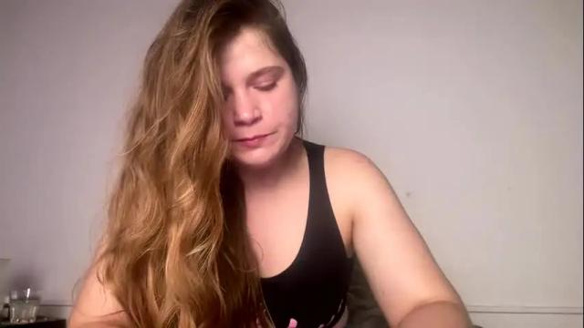 Image 4 of francescafey Stream on Chaturbate on 3 months ago