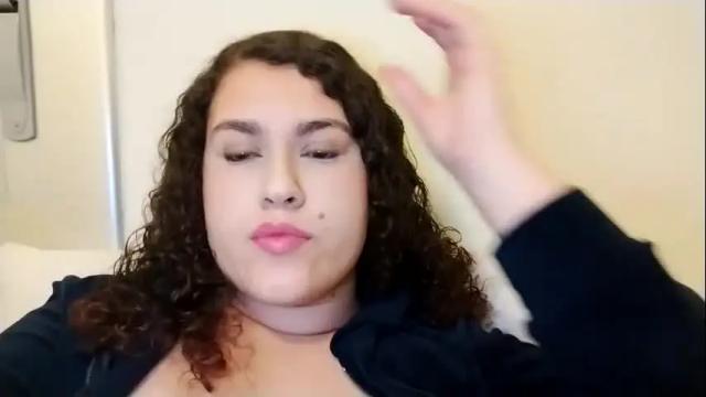 Image 2 of franchesca_rosee18 Stream on Chaturbate on 17 months ago