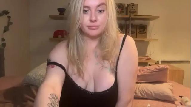 Image 4 of francis_digby Stream on Chaturbate on 24 days ago