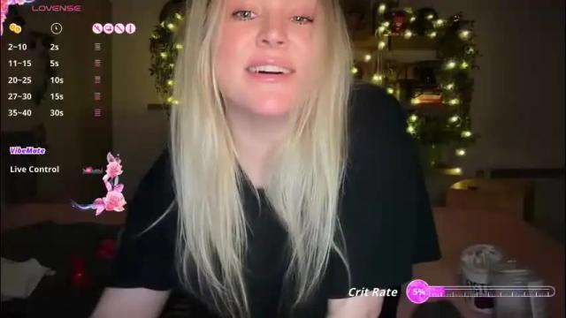 Image 3 of francis_digby Stream on Chaturbate on 1 day ago