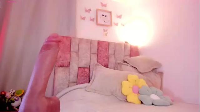 Image 8 of franciscabrun Stream on Chaturbate on 2 months ago