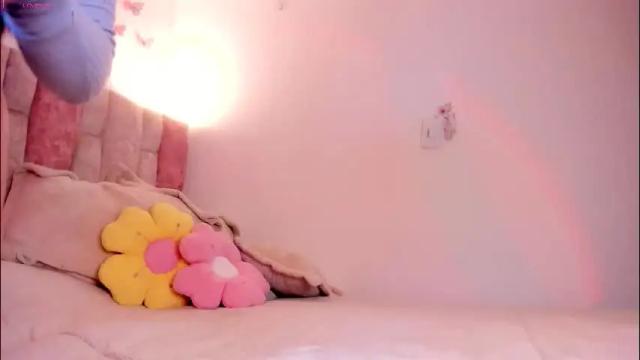 Image 4 of franciscabrun Stream on Chaturbate on 2 months ago