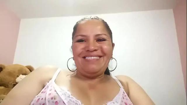 Image 11 of francy_froz Stream on Chaturbate on 2 months ago