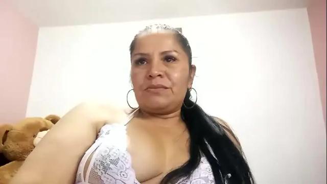 Image 8 of francy_froz Stream on Chaturbate on 2 months ago