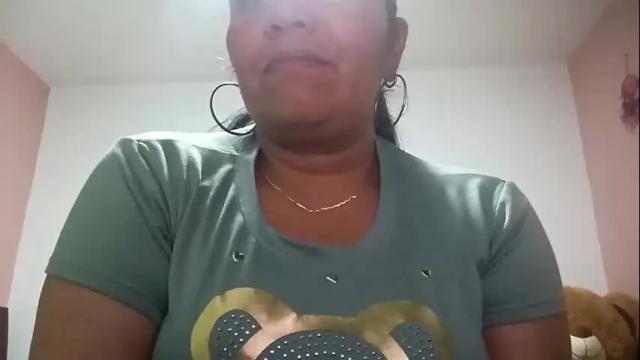 Image 2 of francy_froz Stream on Chaturbate on 1 month ago