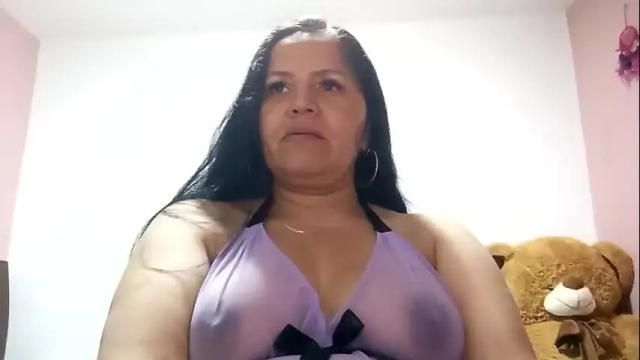 Image 4 of francy_froz Stream on Chaturbate on 1 month ago